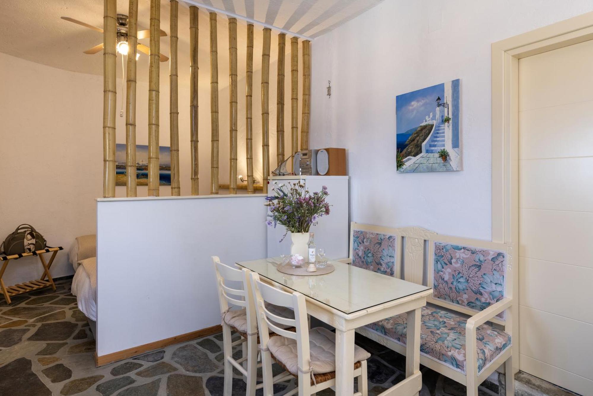 Aegean View - Seaside Apartment In Syros Azolimnos Exterior photo