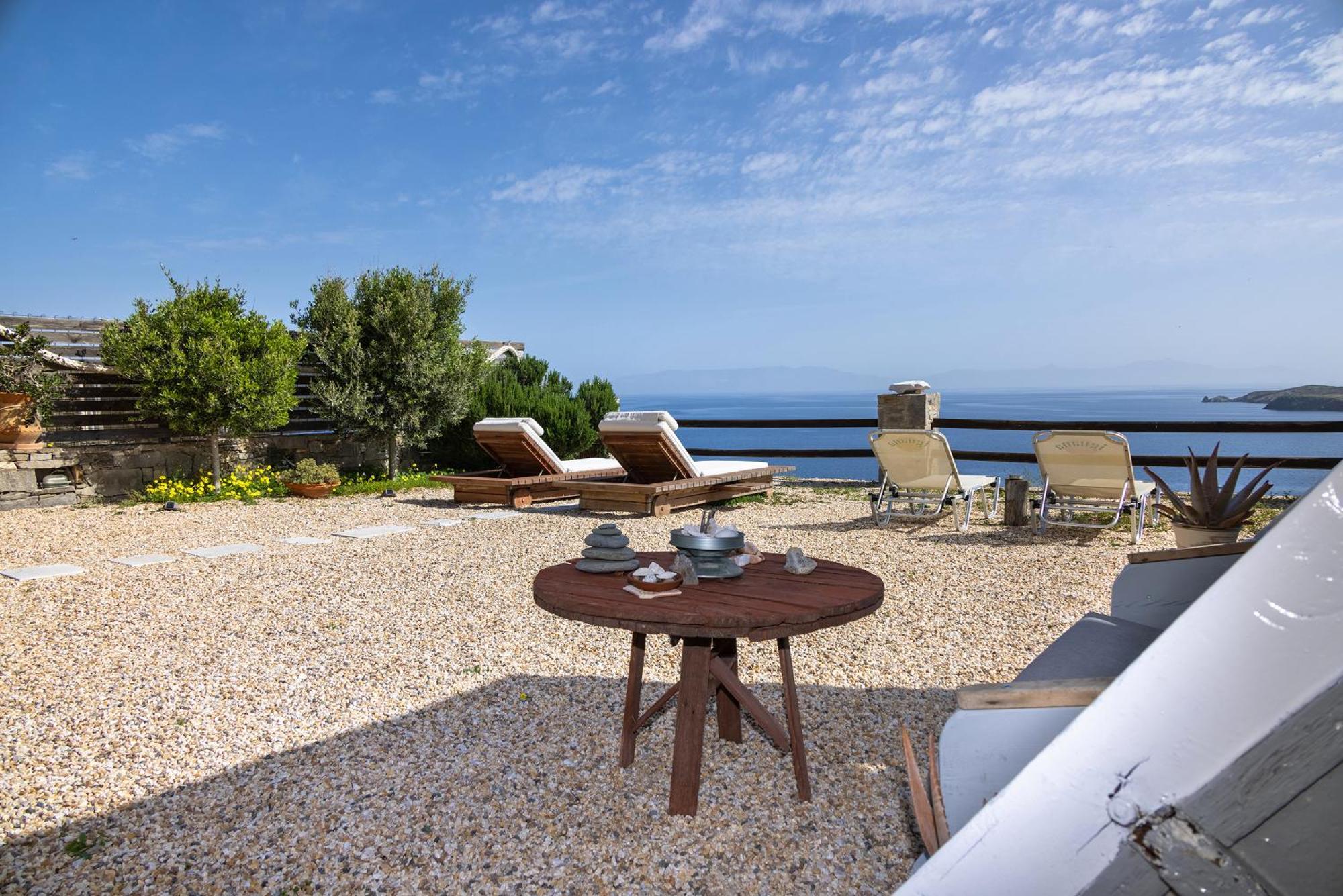 Aegean View - Seaside Apartment In Syros Azolimnos Exterior photo