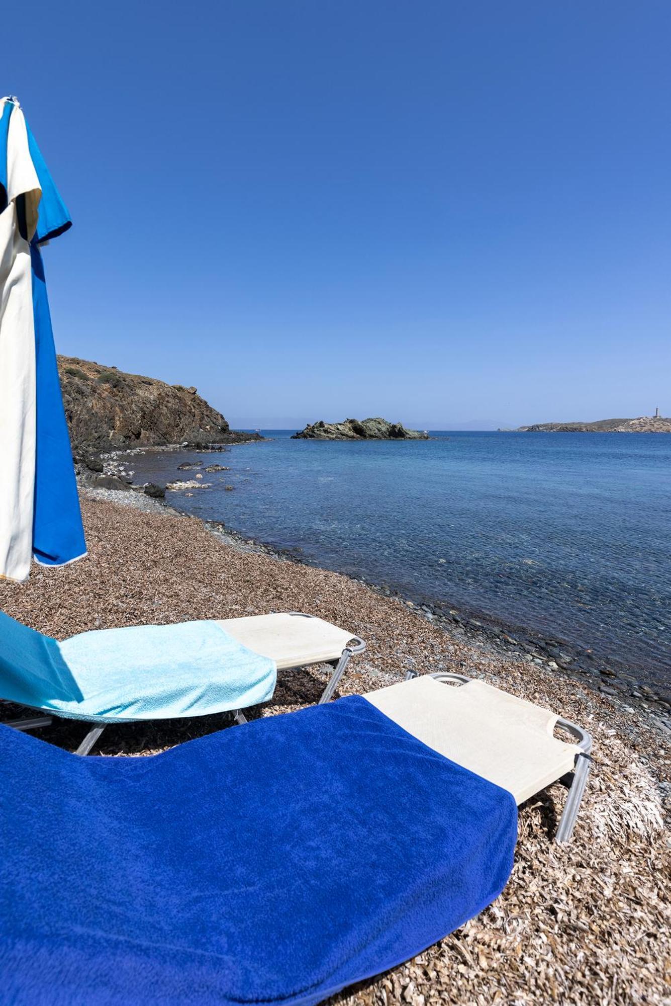 Aegean View - Seaside Apartment In Syros Azolimnos Exterior photo